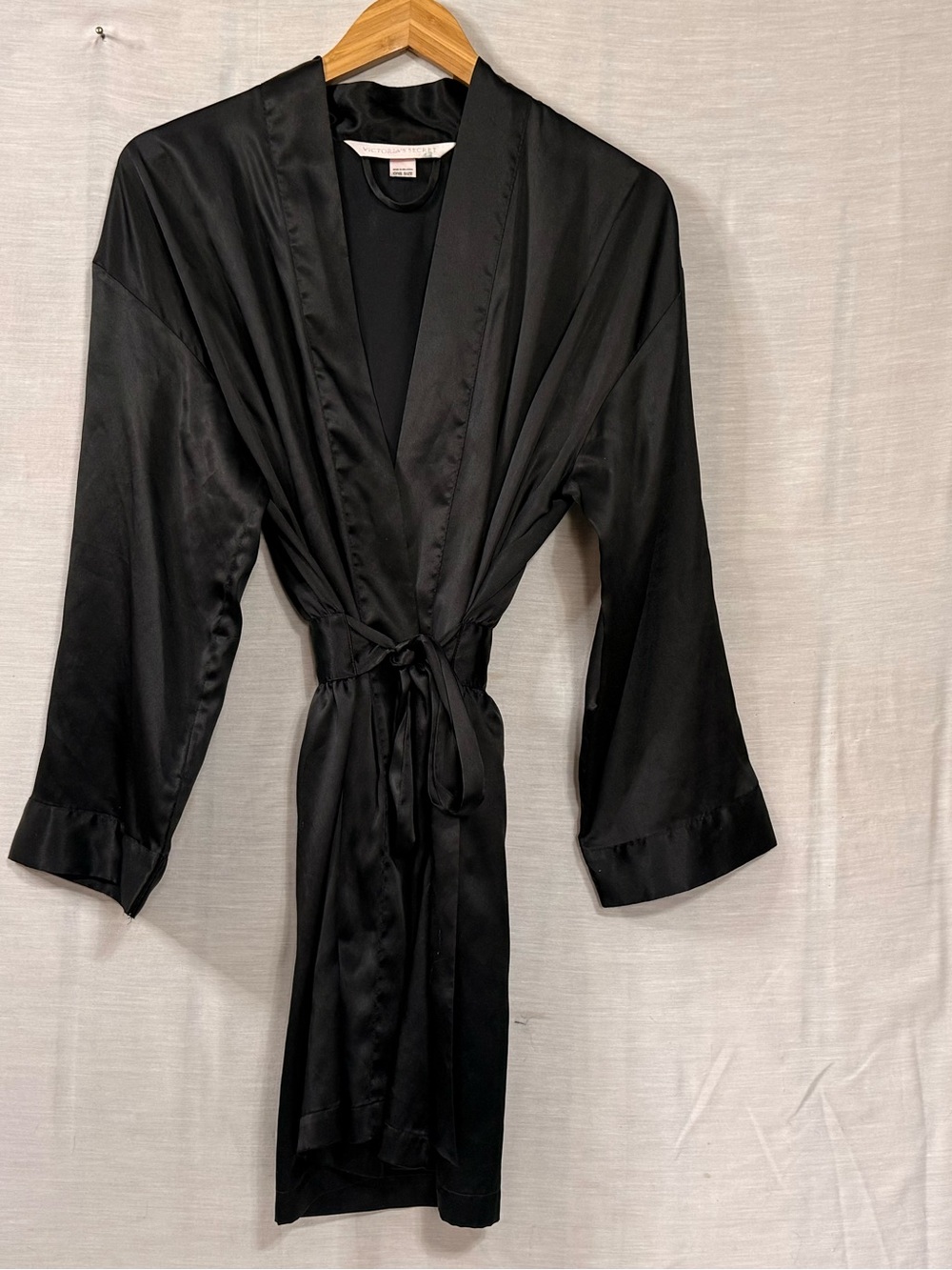 Victoria’s Secret Black Satin Ruched Kimono Robe One Size